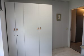 Apartment | 2 bedrooms, Internet