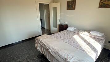 2 chambres, Wi-Fi gratuit, draps fournis