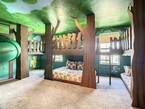 アイロン / アイロン台、WiFi (無料)