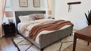 2 bedrooms, desk, iron/ironing board, free WiFi