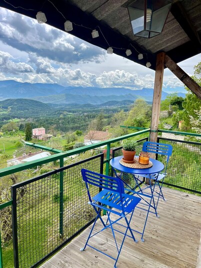 Apartment with splendid panorama