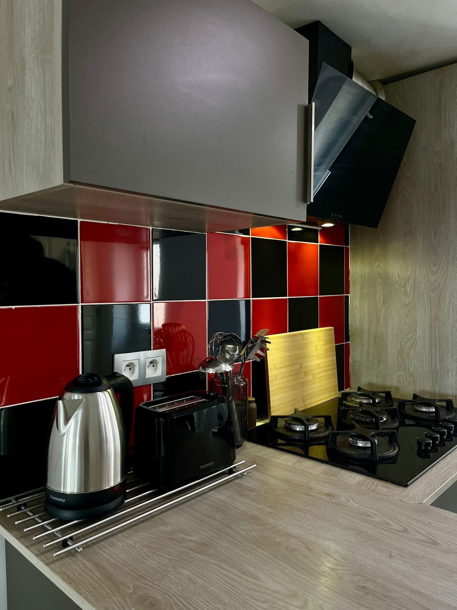 Mikrovågsugn, ugn och diskmaskin