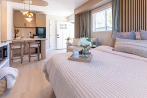 1 habitación, tabla de planchar con plancha, wifi y ropa de cama