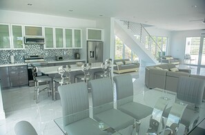 Interior - Marvellous 3 Bedrooms Villa with Private Swimming Pool (Long Bay Hills)