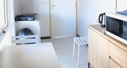 Airport Manini Lodge Studio 7