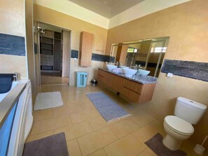House | 3 bedrooms