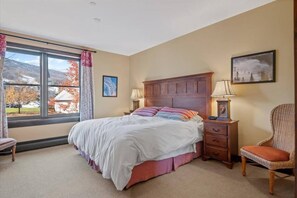 3 Schlafzimmer, Bügeleisen/Bügelbrett, Internetzugang, Bettwäsche