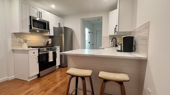 Microwave, oven, stovetop, dishwasher