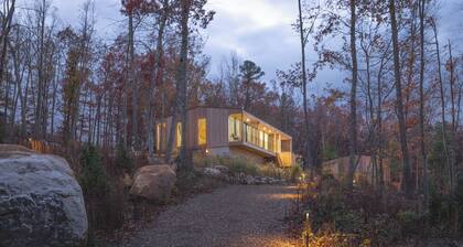 The Vale at Serà - Modern Retreat w/Sauna