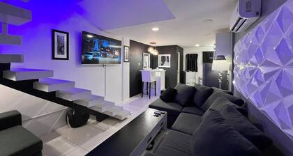 Kandi Luxury 2 BR Privte Jacuzzi Free Housekeeping 500 Mbps