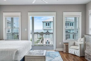 4 soverom, skrivebord, strykejern/-brett og wi-fi (inkludert)