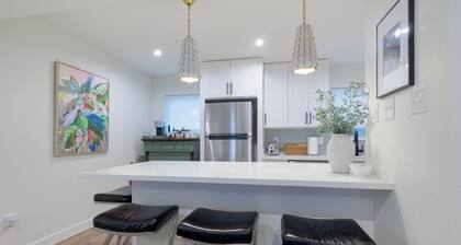 Newly Decorated BEAUTY in Downtown Ocean Springs with optional GOLF CART.