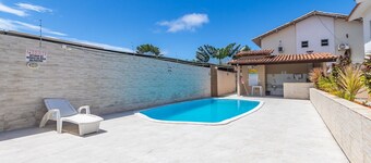 Apartment With Pool and Barbecue Pdl005