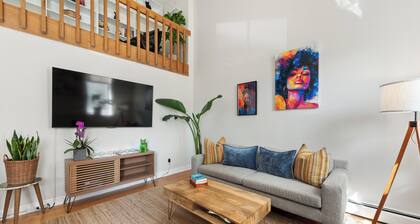 Bright & Modern Condo By Yale 3 Bedrooms,GYM, AC, Prime Location