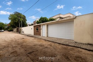 Exterior - House w/ Pool 180m From Beach in Arraial Pbr0003 (Porto Seguro)