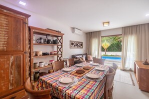 Dining - House w/ Pool 180m From Beach in Arraial Pbr0003 (Porto Seguro)