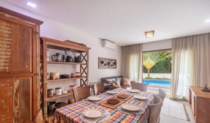 Dining - House w/ Pool 180m From Beach in Arraial Pbr0003 (Porto Seguro)
