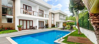 House w/ Pool 180m From Beach in Arraial Pbr0003