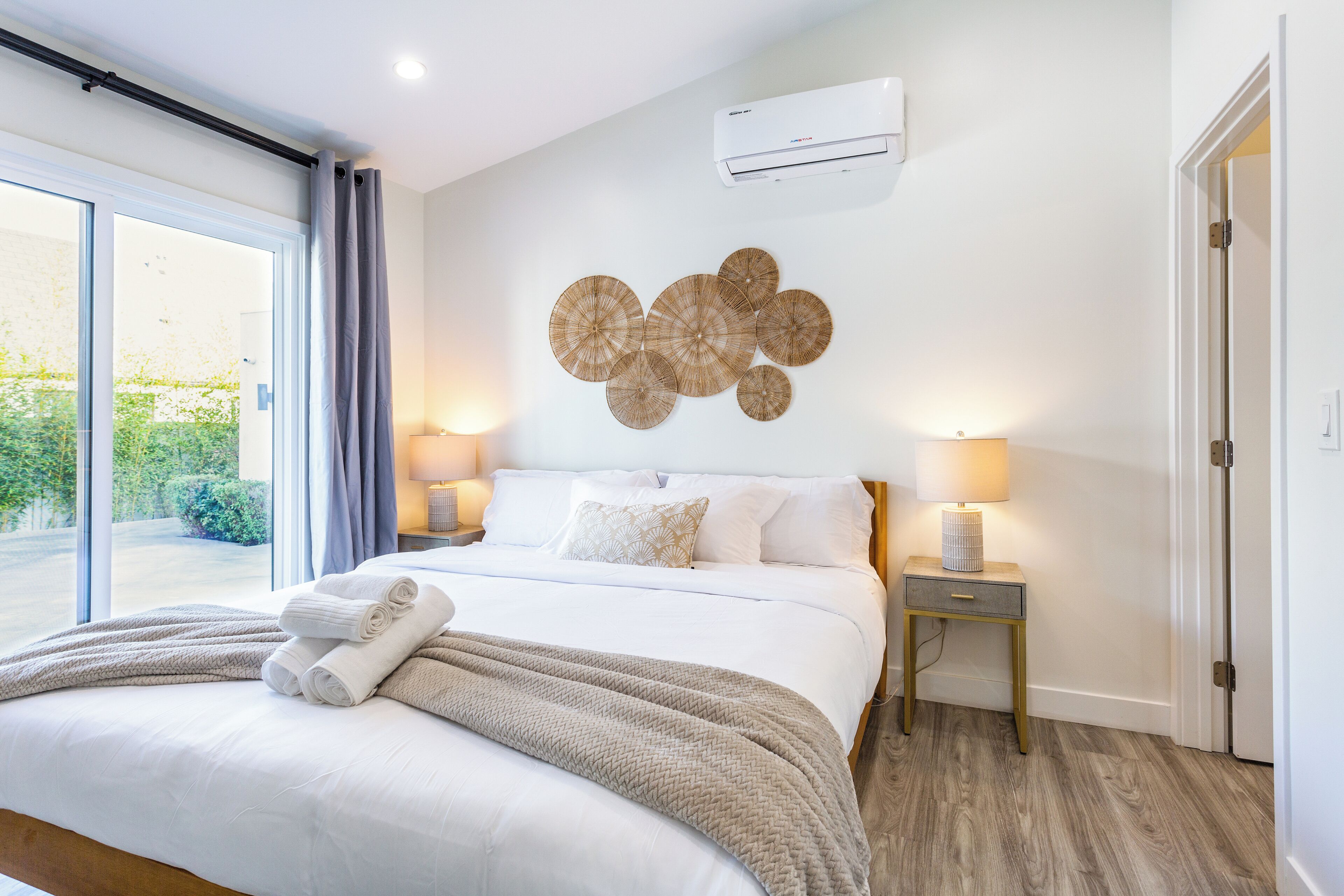 2 bedrooms, iron/ironing board, travel cot, free WiFi