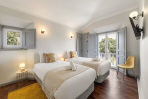 5 Schlafzimmer, Bügeleisen/Bügelbrett, Reisekinderbett, Internetzugang