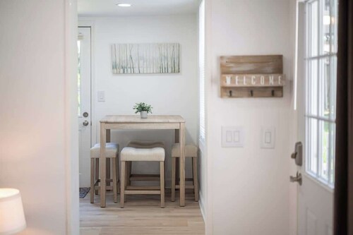 Affordable 2BR/1BA up to 6 ppl