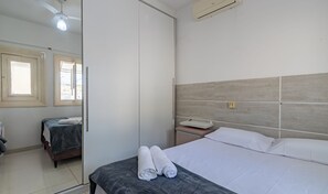 2 bedrooms