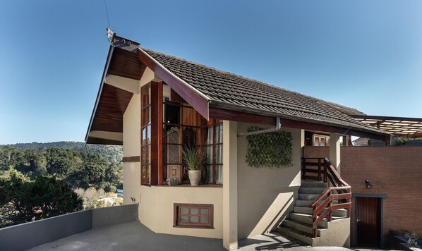 Basic Villa | Exterior