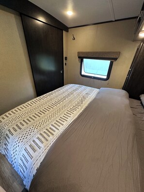 1 bedroom, Internet, bed sheets