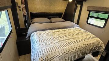 1 bedroom, Internet, bed sheets
