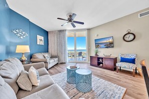 TV - Amazing Gulf‑View 2BR on the 12th Floor! (Destin)