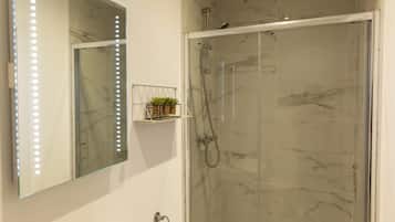 Apartment | Badezimmer