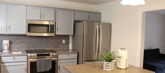 4 Bedroom Home Near Missions & Riverwalk