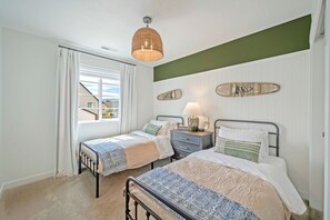 3 bedrooms, free WiFi, bed sheets