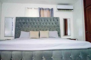 3 bedrooms, Internet, bed sheets