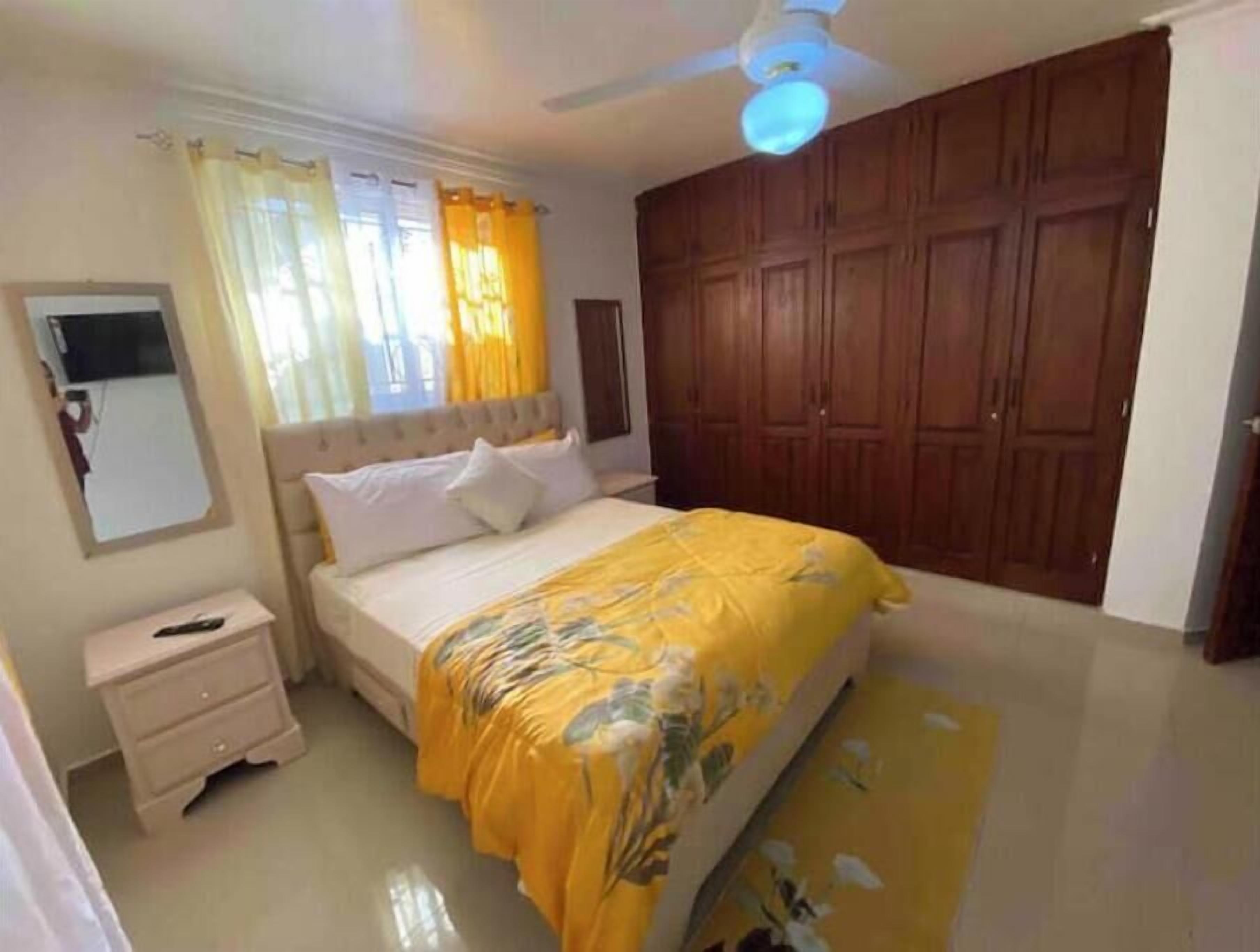 3 chambres, Wi-Fi gratuit, draps fournis