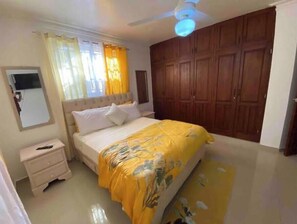 3 quartos, Wi-Fi de cortesia, roupa de cama