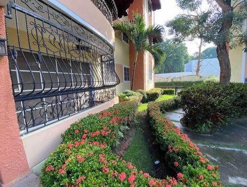 SANTO DOMINGO Huge Modern NEW 3beds poolGoodTransp