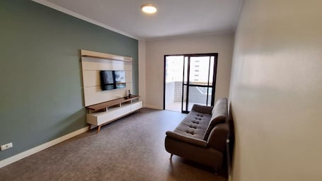 Family Apartment, Lanai, Beach View | Living room