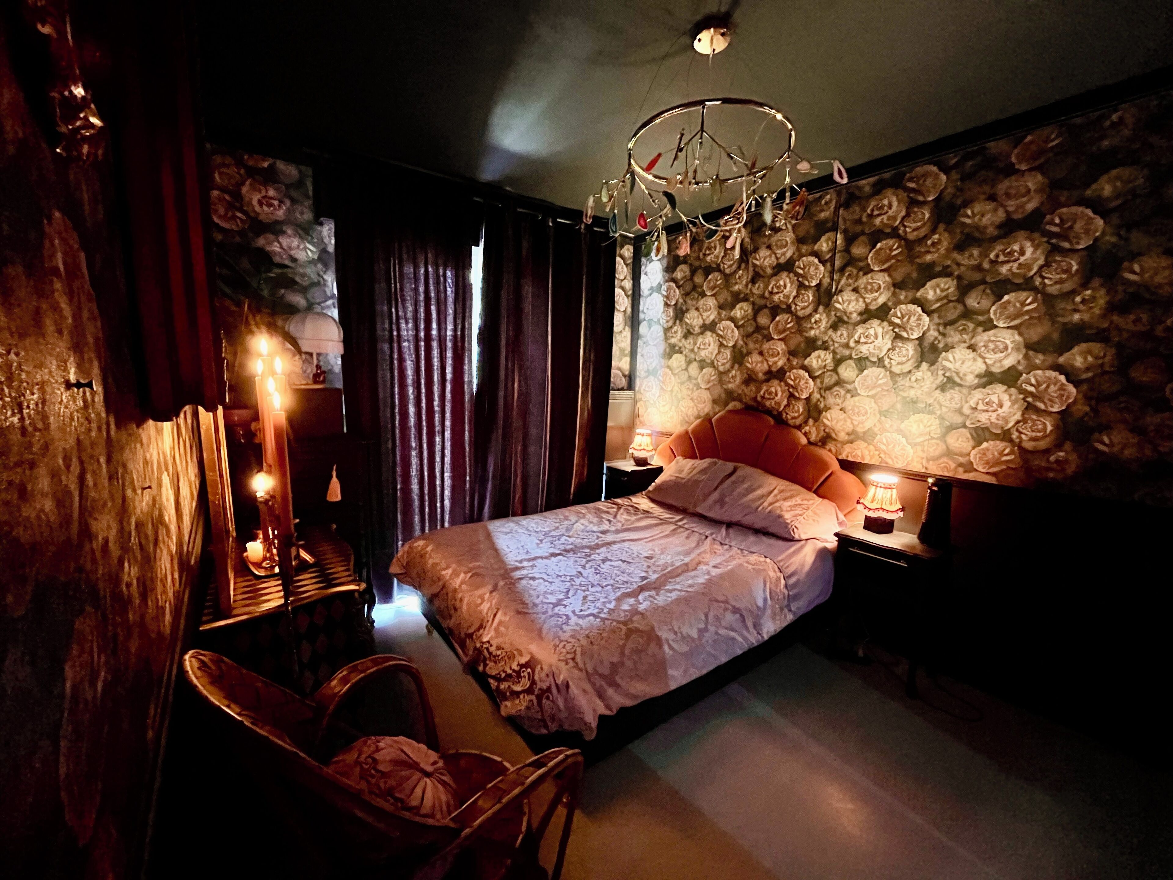 2 slaapkamers, een strijkplank/strijkijzer, wifi, beddengoed