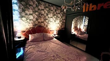 2 Schlafzimmer, BĂŒgeleisen/BĂŒgelbrett, WLAN, BettwĂ€sche