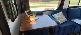 Bunkhouse RV in Waxahachie @ The Flying Dutchman RV Resort, Scarborough Hollows
