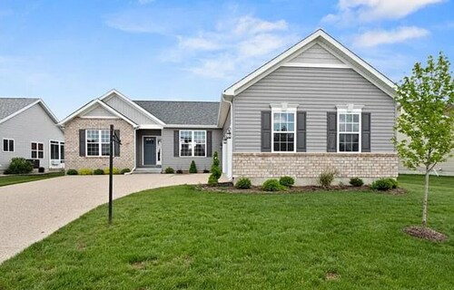 Family-Friendly Belleville Stay – 3 Bedrooms & Full AC Comfort