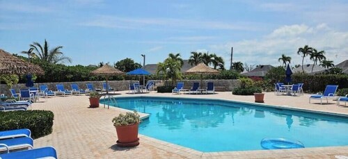 Castaway Cove Beach Villa