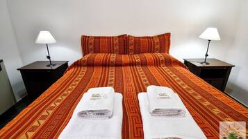 Acceso a internet y ropa de cama