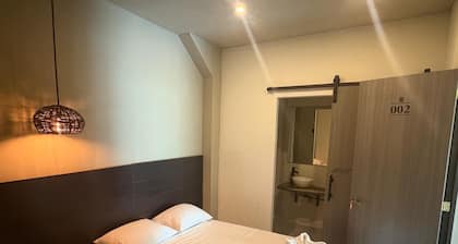 HOTELITOS EXPRES Y SUITE