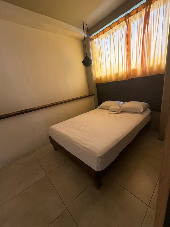 Habitación individual básica | Wifi gratis