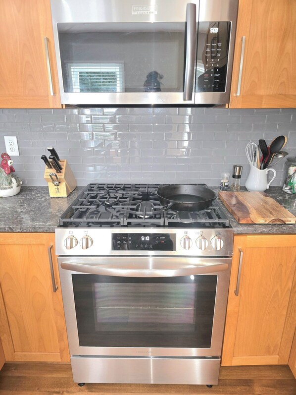Microwave, oven, stovetop, dishwasher