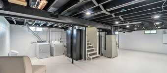 Modern, Cozy Living in Bright, Spacious 2BR / Perfect for Professionals