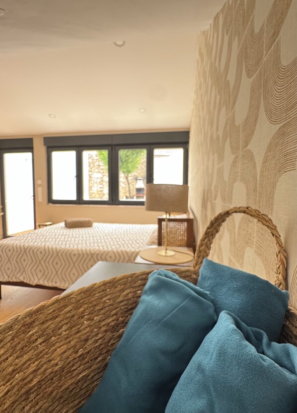 2 bedrooms, iron/ironing board, travel crib, free WiFi