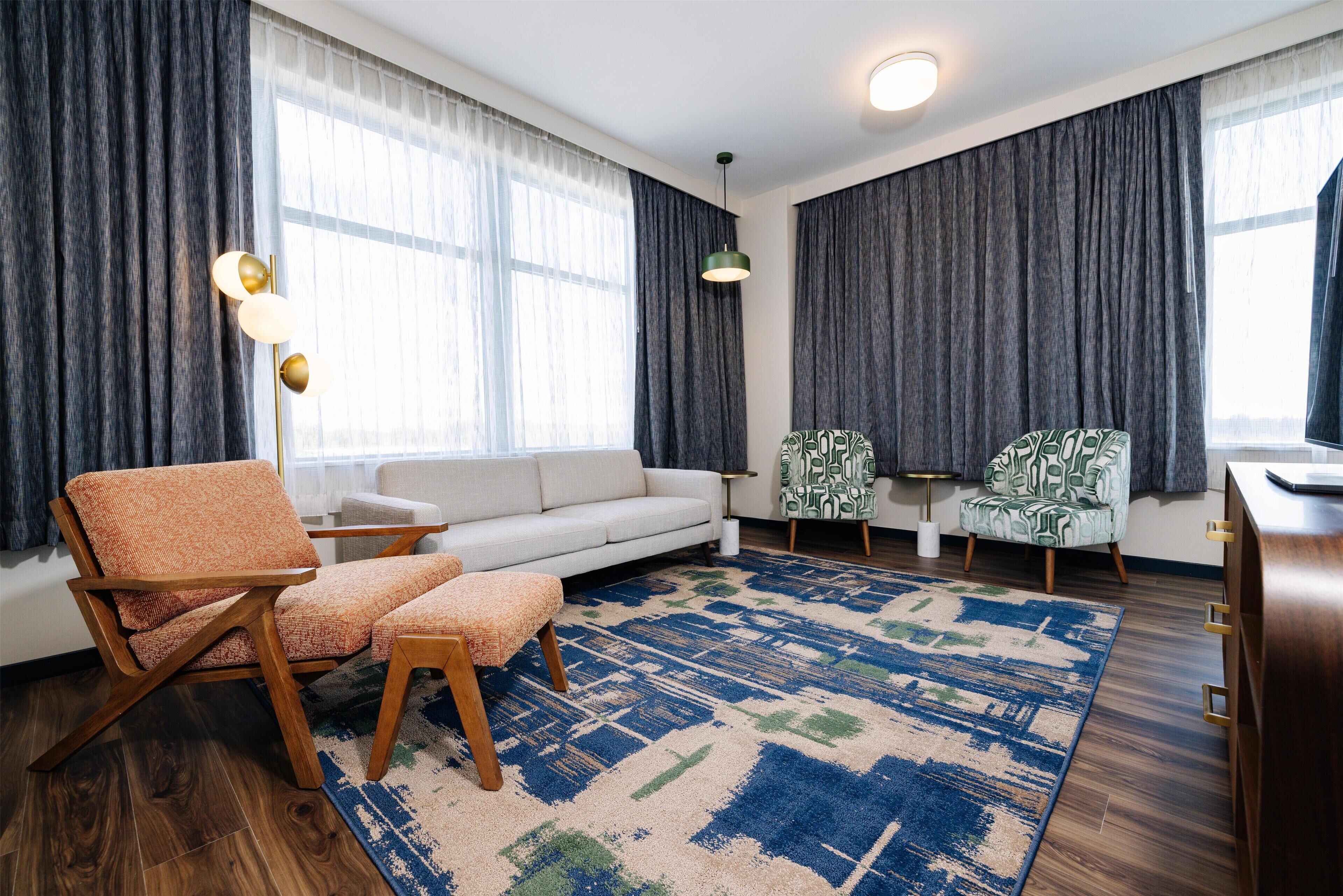 42-inch flat-screen TV with digital channels, Netflix